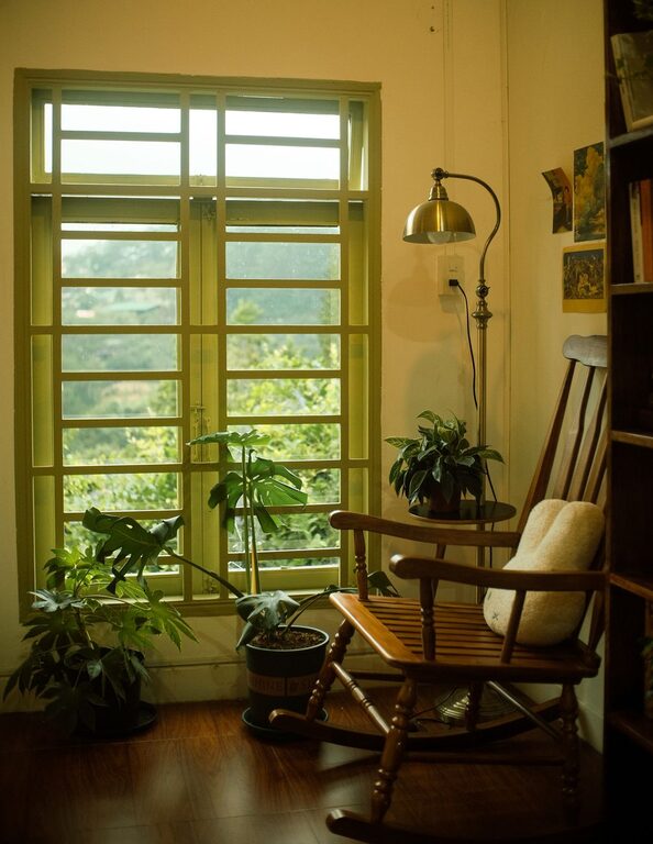 Tips for Creating a Cozy and Functional Home Reading Nook